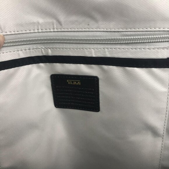 NEW Tumi Voyageur Carson Backpack Bag - Picture 9 of 10